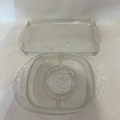 Vintage glass serving platters set of 2 used