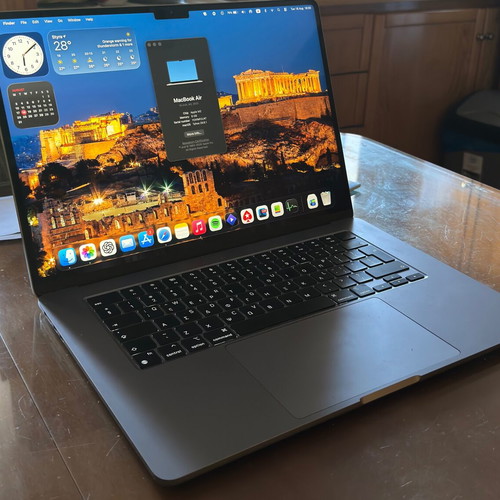 Apple MacBook Air 15” M2 laptop, 8GB RAM, 256GB SSD, silver