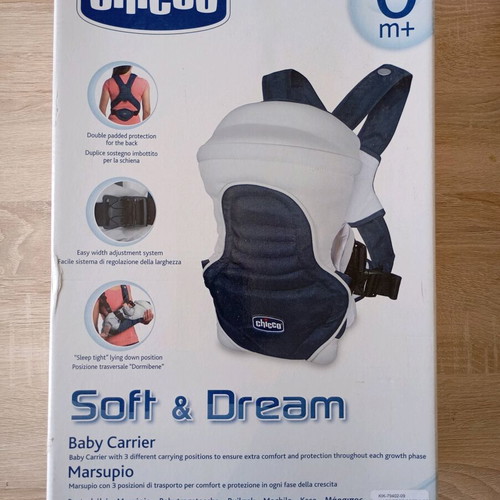 Chicco 3-Position Baby Carrier like new beige white