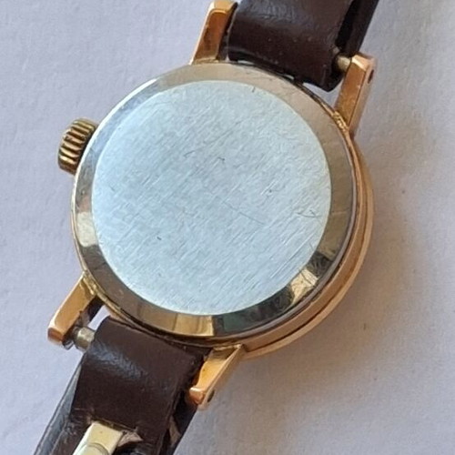 Omega 484 vintage 1980 women's mechanical watch