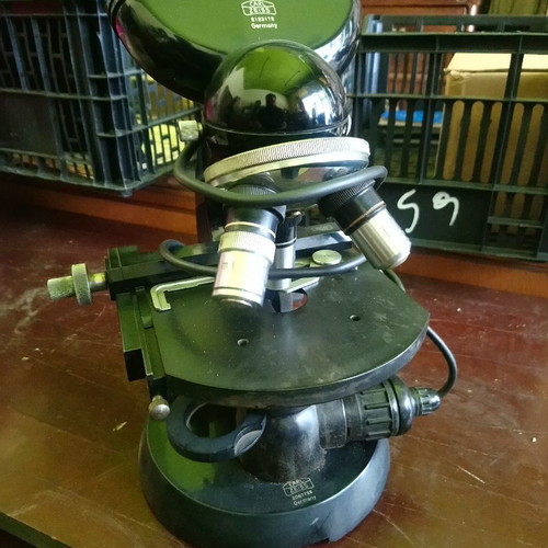 Karl Zeiss microscope new professional