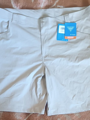 Βερμούδα Columbia αδιάβροχη μέγεθος XL/2XL καινούργια μπεζ