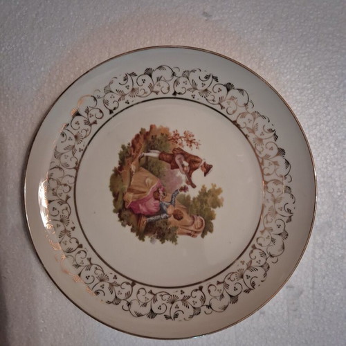 Collectible Royal Bayreuth Bavaria porcelain plate used, Fragonard theme