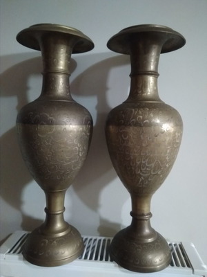 Αμφορείς μεταχειρισμένοι vintage από μπρούντζο Ινδικής τέχνης, σετ 2