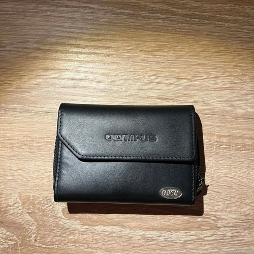 Olympus Camedia Vintage Leather Case Memory Card Wallet like new