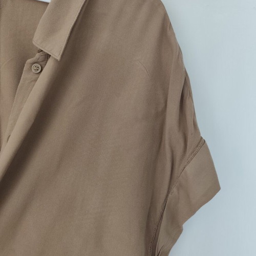 H&M Maternity Shirt with Short Sleeves like new, beige and brown, size S