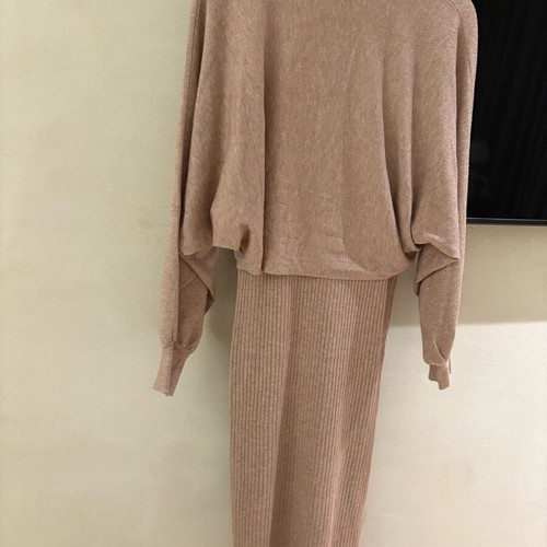 Knitted dress like new, 2 pieces, pink, size S-M