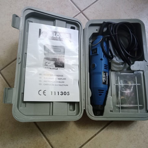 Electric Rotary Multi-Tool 130 Watt like new with accessories