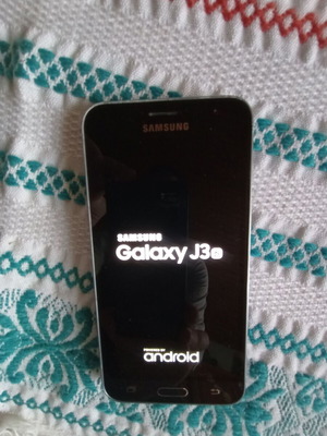 Samsung Galaxy J3 used, functional, black without charger