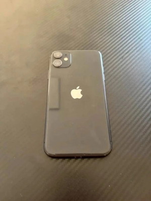 Apple iPhone 11 64GB μαύρο, σαν καινούργιο