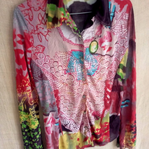 Creola 90s y2k blouse colorful, like new, size 42