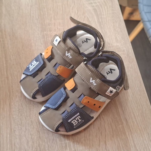 New sandals for boys