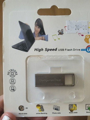 Memory stick 128 GB
