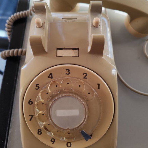 ITT OTE landline phone 1982, unused, beige, wired
