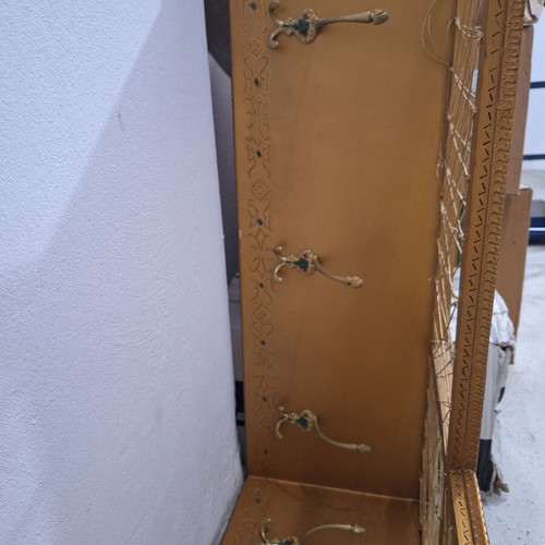 Antique Corner Hanger