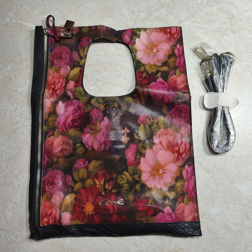 Axel Accessories floral bag like new, handheld