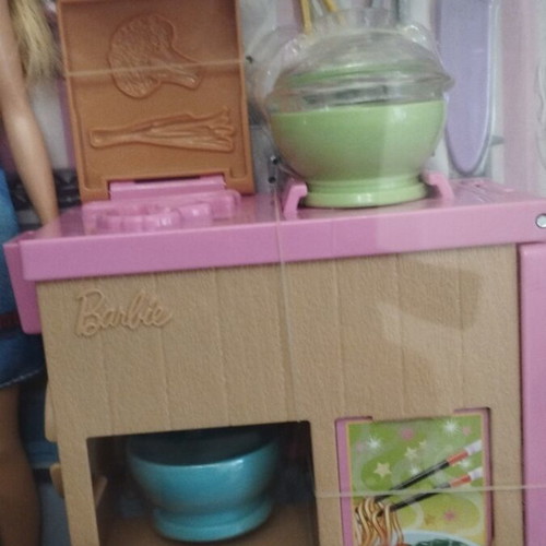 Barbie doll with play dough playset new