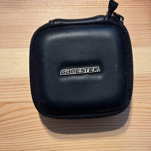 Gamester Case for Nintendo Gameboy Advance cartridges used