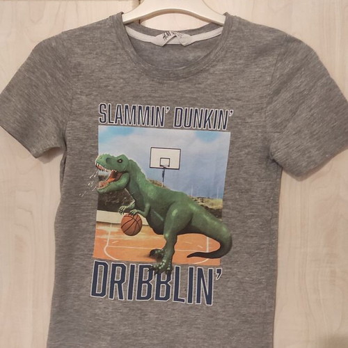 H&M T-shirt for boy 6-8 years like new, gray