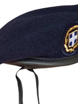 Blue Beret No56 ES with Emblem like new