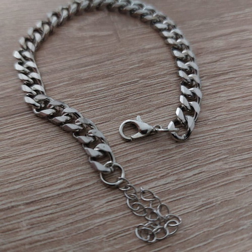Men's iron chain bracelet Pancerka design like new, silver