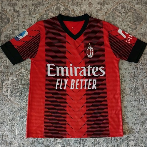 Milan shirt size S like new official replica