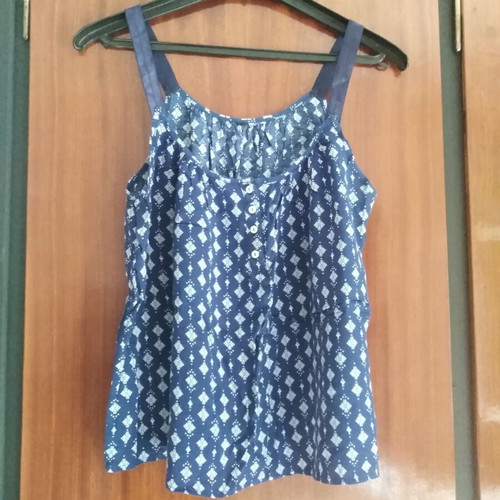 Summer top like new, blue with white geometric pattern