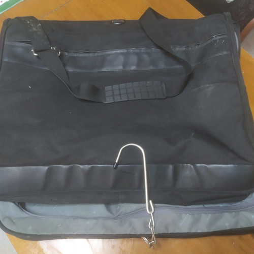 Roncato suit bag new, ergonomic, black color