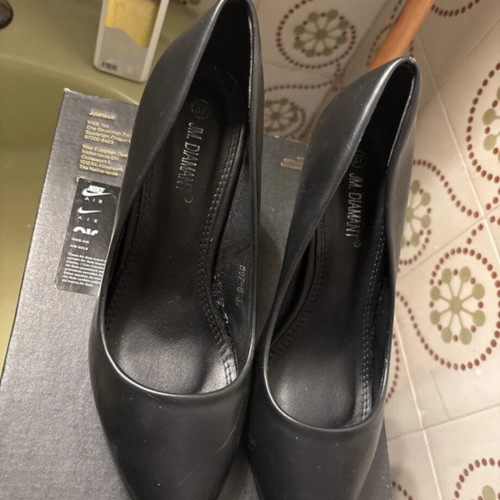 Pumps like new, size 37