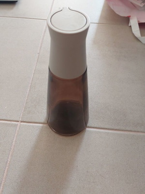 Ikea bottle with pouring spout like new, glass 19cm
