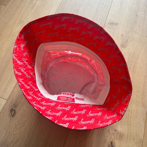 Smirnoff red bucket hat like new, one size