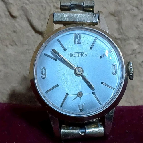 Technos wristwatch women's like new, Swiss made