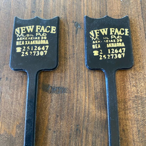 Collectible Music Pub “New Face” stirrers like new, 2 pieces from 1980-90s