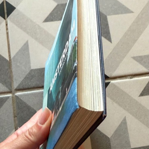 Amsterdam: Architecture & Design book like new, English