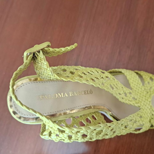Paloma Barceló leather platform sandals lime size 37 like new