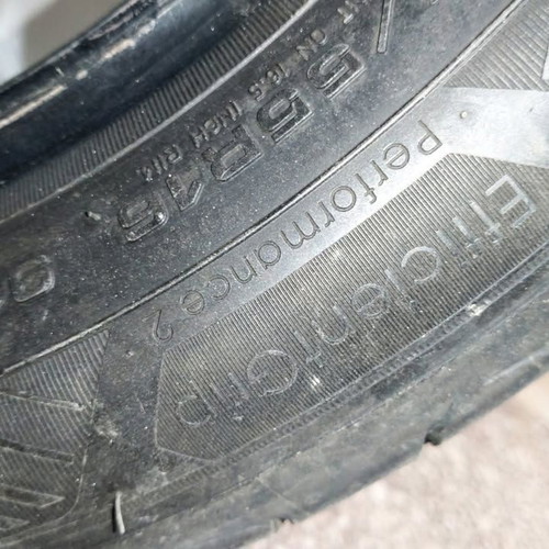 Goodyear Efficient Grip Performance 2 205/55/R16 91 V tire used