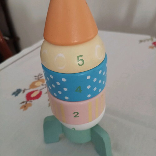 Wooden rocket toy used, assembly with numbers, missing number 3
