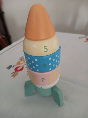 Wooden rocket toy used, assembly with numbers, missing number 3