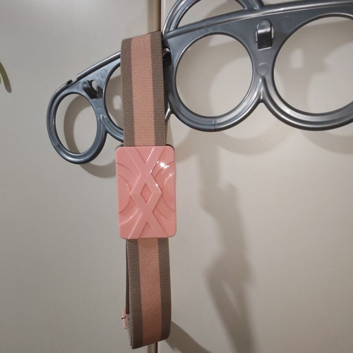 Benetton elastic belt like new, pink