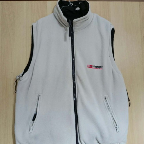 Geographical Norway reversible sleeveless jacket used, white and brown