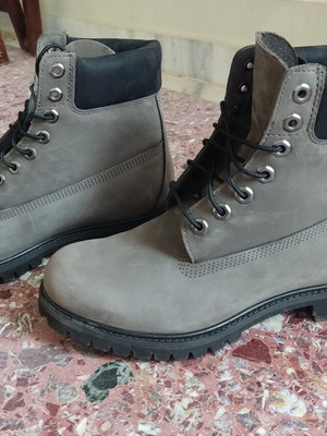 Timberland Lace up classic grey boots