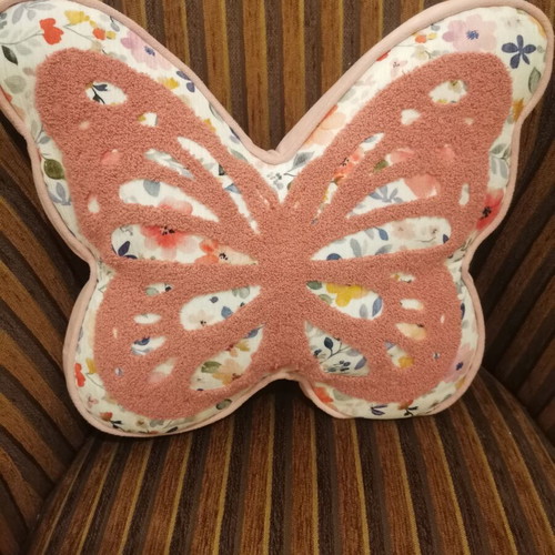 Butterfly pillow in pink and white shades