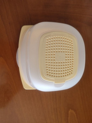 Mini Tupperware Cheese Container with Ventilated Lid, New