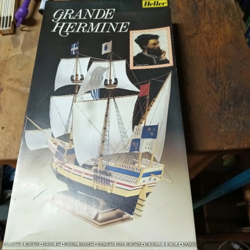 Heller La Grande Hermine static model new