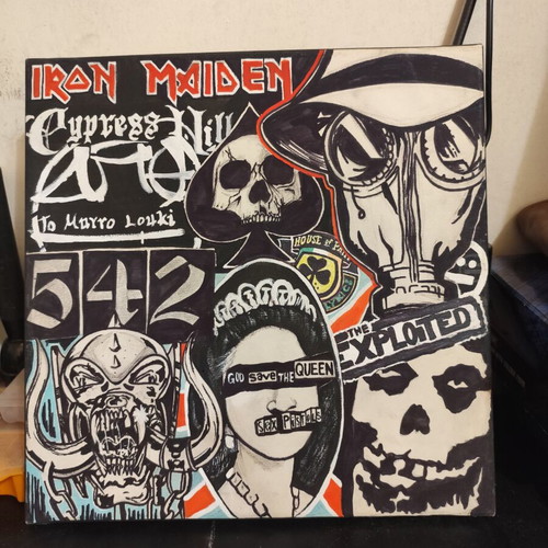 Painting with famous rock and metal bands, like new