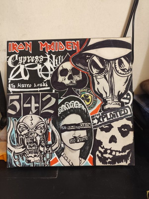 Painting with famous rock and metal bands, like new