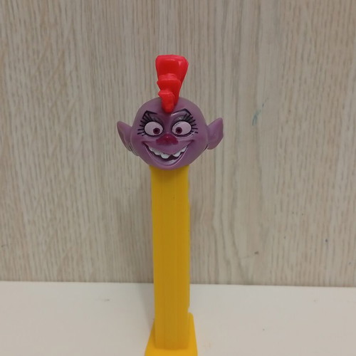 PEZ Trolls Candy Dispenser Queen Barb