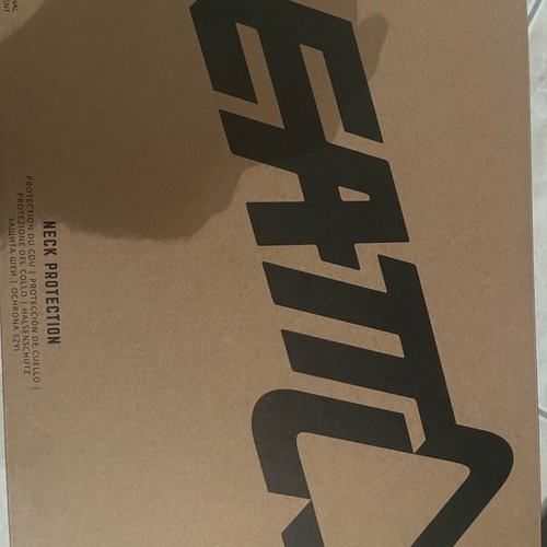 Leatt 5.5 Stealth protection collar new
