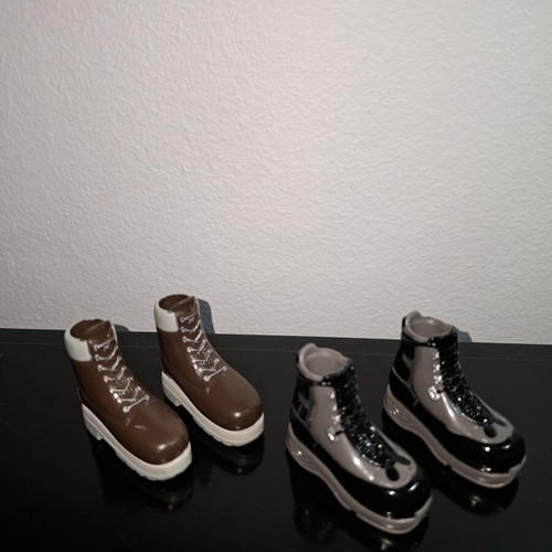 Bratz boys shoes used from Winter Wonderland series