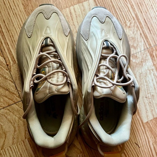 Adidas sport shoes beige size 38 used in very good condition